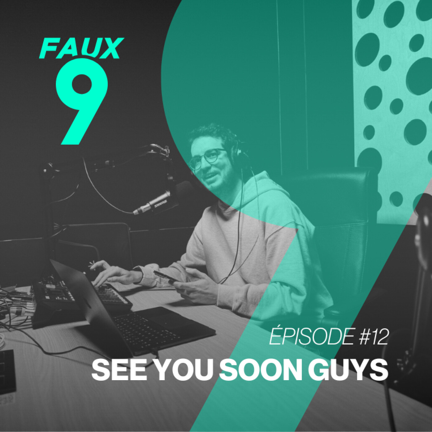 Faux9
