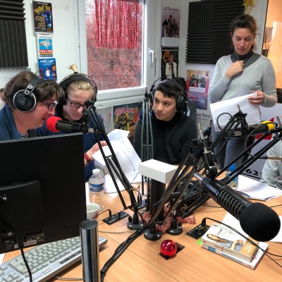 ON PARLE DE L'ECONOMIE SOCIALE ET SOLIDAIRE AU COLLEGE DE DOUVRIN AVEC LA FONDATION MACIF PARTIE 1 cover