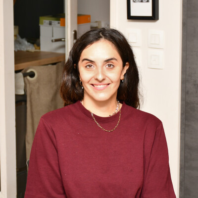 Maman en fauteuil roulant : Oksana brise les idées reçues et porte la flamme olympique en étant enceinte. cover