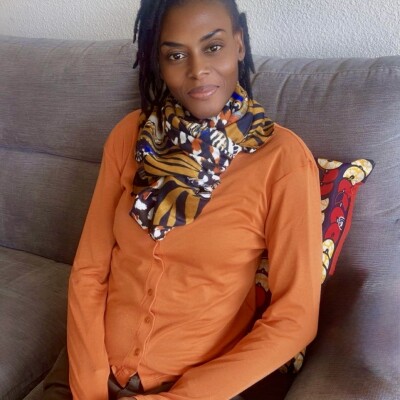 L’union fait la force : transformer la douleur en puissance avec FLORENCE DIGBEU cover