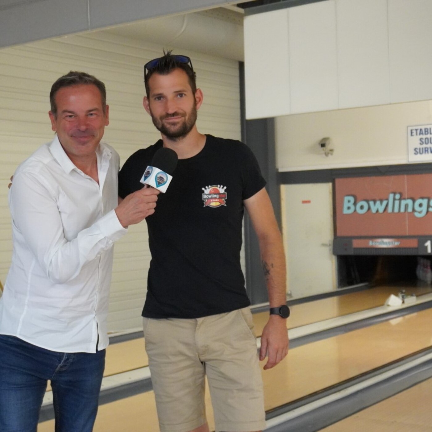 Gaétan Larroza, le directeur du Bowlingstar de Gujan-Mestras nous présente toutes les activités qui y sont proposées episode artwork