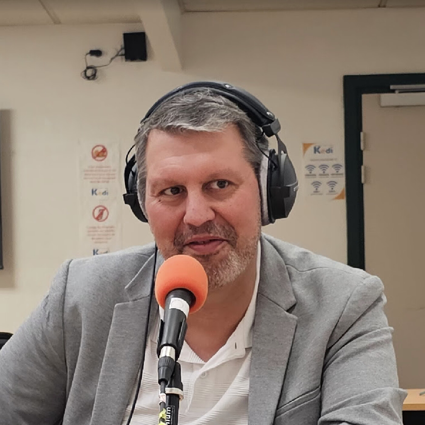 Cédric Boufelaas, DJ, cuisinier puis formateur à Kedi episode artwork