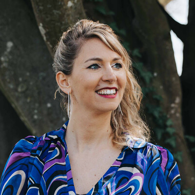 VIP - Carmen  : Choisir la gratitude cover