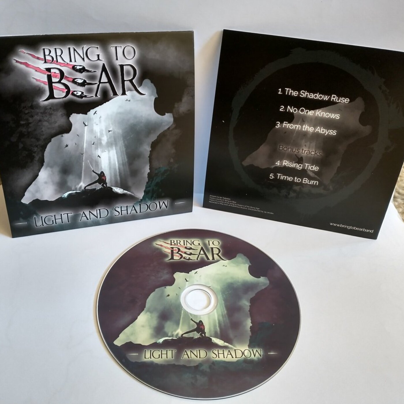 Last Ride - Interview - Ian, Hristo et Richard du groupe Bring To Bear - 23 01 2022. episode artwork