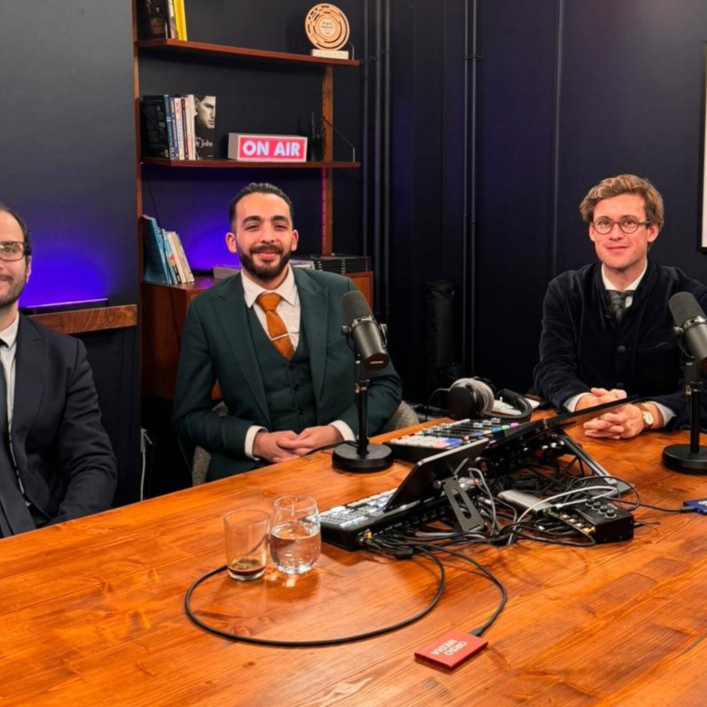 Une Cession Presque Parfaite : Dans les coulisses de la transmission d\'entreprises