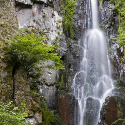 Les cascades du Nideck et le village d'Oberhaslach cover