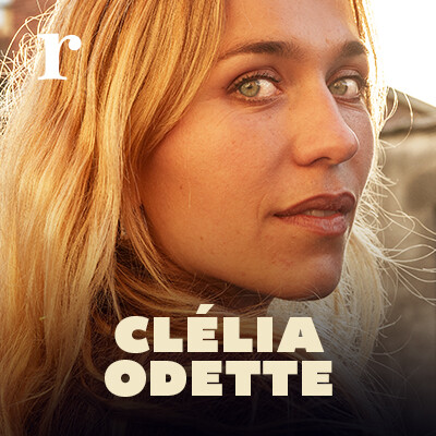 [REDIFFUSION] Clélia Odette - Photographe • Elle photographie les corps nus des femmes de 50+ cover