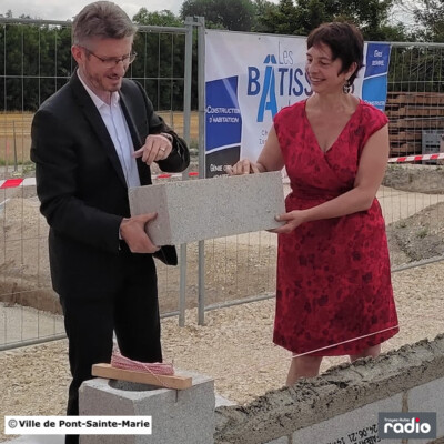 REPORTAGE - Pose de la première pierre du cinéma Utopia cover