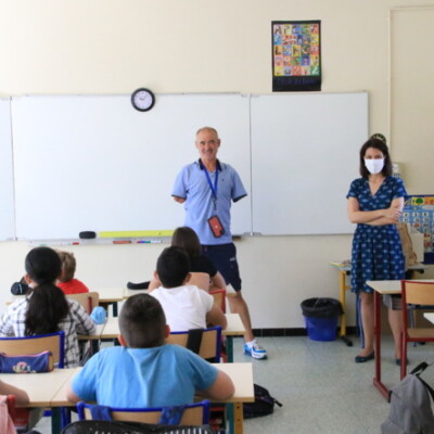 Les CM1 et CM2 de l'école des Cannes rencontrent Thierry Corbalan cover