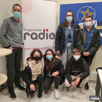 NUMÉRO 10 - Handball Club Savino Chapelain enfants cover