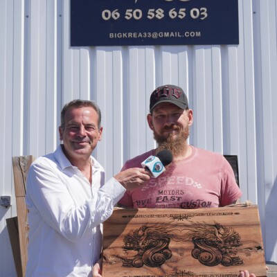 Stéphane Chaumeau recycle différents supports pour en faire des créations sous forme d'objets de décoration ou des trophées cover