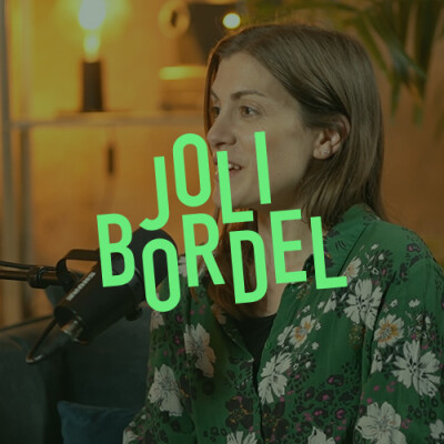 Episode 10 - Chloé Romengas - Le poids de l’invisible : errance médicale et familiale cover