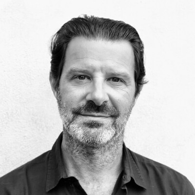 La DÉSINFORMATION sur les RÉSEAUX SOCIAUX avec Cyril DI PALMA / Génération Numérique cover