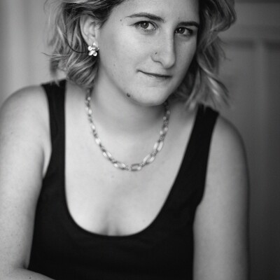 LAURENE MAJADA cover