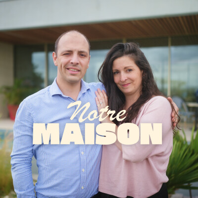 Épisode E6 | Cette architecte et son mari construisent leur maison avec la terre de leur terrain ! cover