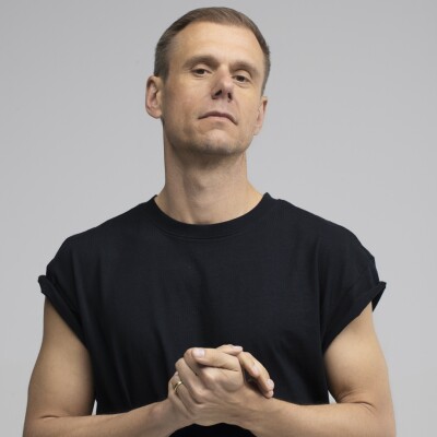 FG STORY – LES CONCERTS DE DAVID GUETTA AU STADE DE FRANCE ET À SES INVITÉS : ARMIN VAN BUUREN cover