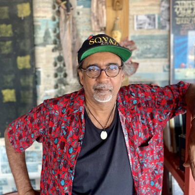 – Gilbert Pounia (1/3) – Aux origines de Ziskakan cover