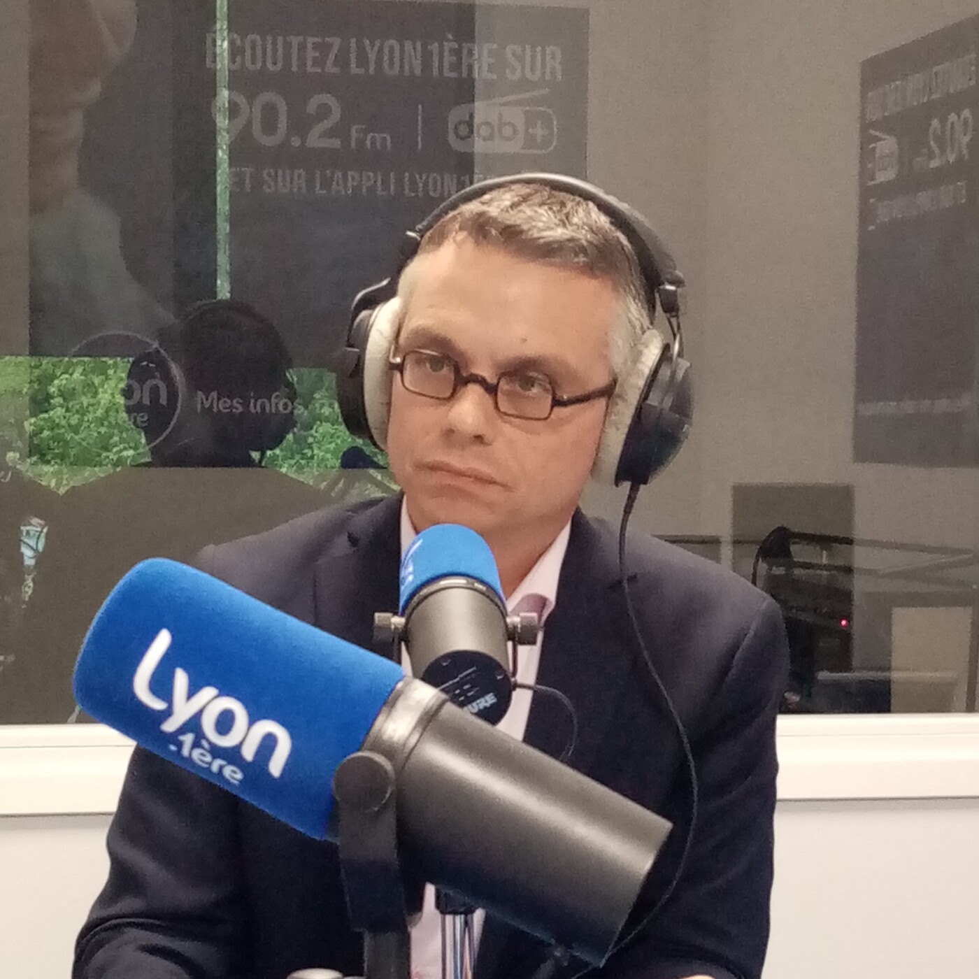Renaud PAYRE : 3e Vice-président Les Ecologistes à la Métropole de Lyon en charge du logement et de l'habitat episode artwork