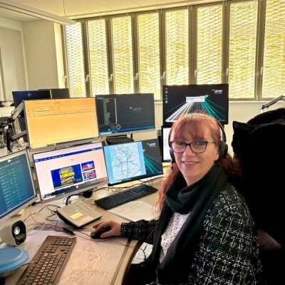 Découvrez le métier de Béa, opératrice péage ! cover