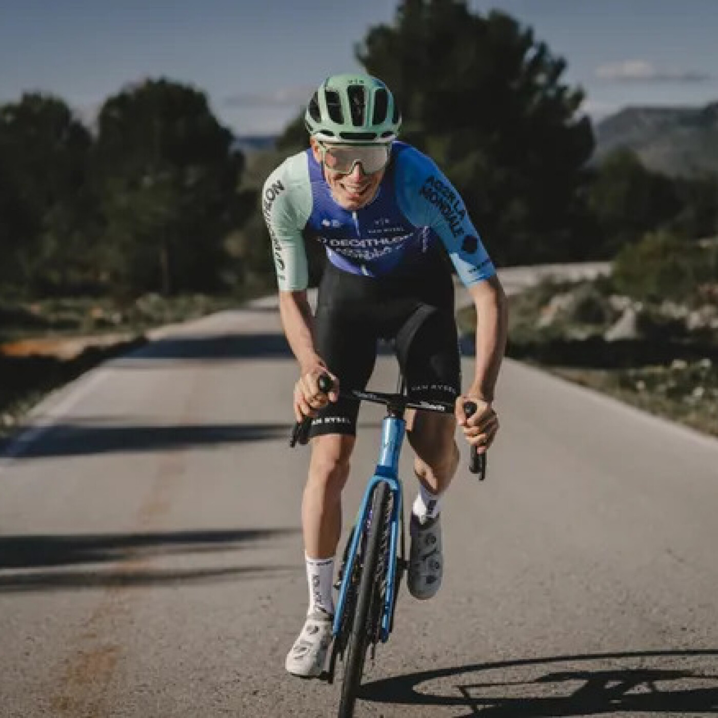 Leo Bisiaux : De Hoogerheide au WorldTour, l’histoire d’un champion