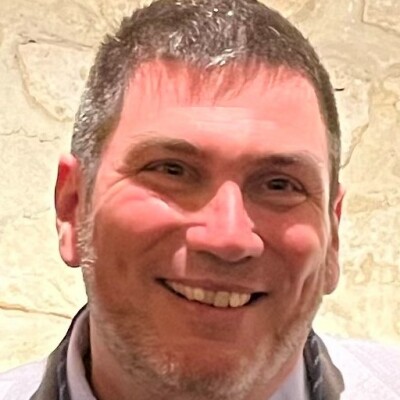 Samuel Foucachon, implanteur d’Eglises, rend hommage à Timothy Keller cover