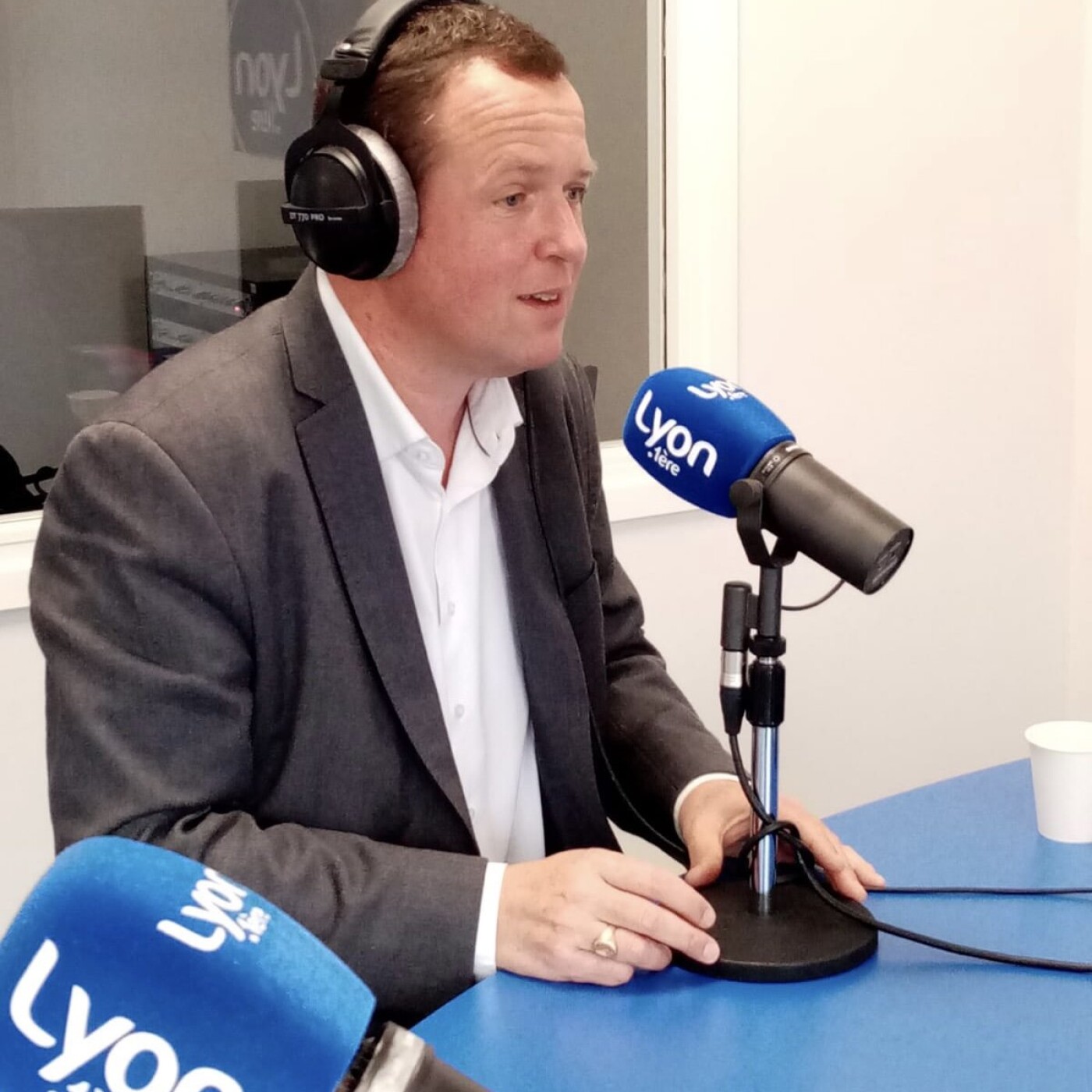 Cédric VAN STYVENDAEL : Maire PS de Villeurbanne et vice-prdt culture au Grand Lyon episode artwork