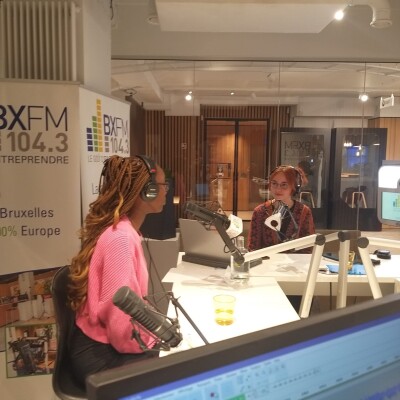 Podcast Bavardages incessants et on se dit quoi  - Lou Vaneberg cover