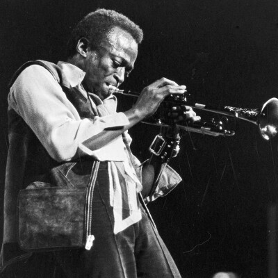 Miles Davis : La transformation électrique cover