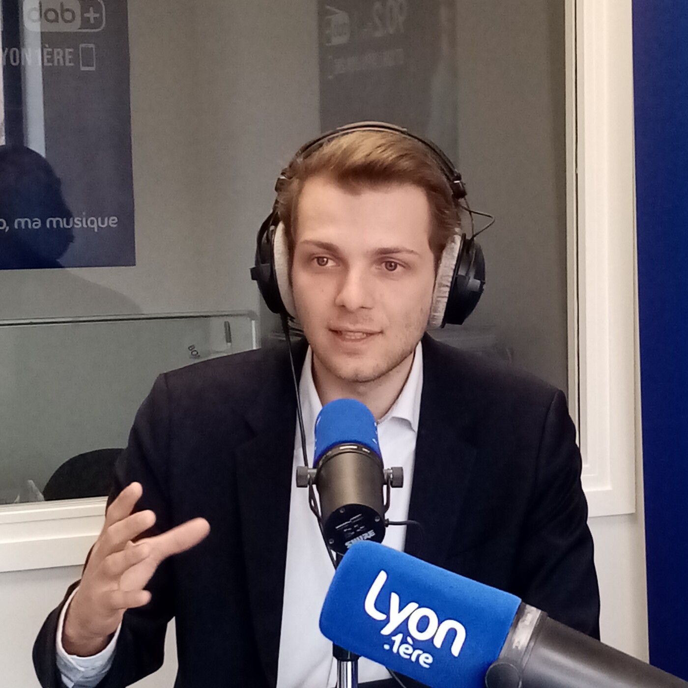 Valentin LUNGENSTRASS : Les Ecologistes Adjoint au maire de Lyon en charge des mobilités, de la logisitique urbaine et des espaces publics episode artwork