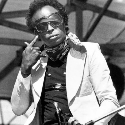 Miles Davis : 1969-1975, le laboratoire de Miles cover