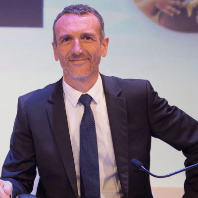 S02E01 Entreprise à mission, ou que penserait Jésus de la décision de Danone ? cover