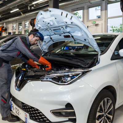 Contrôle technique : les électriques aussi y passent cover