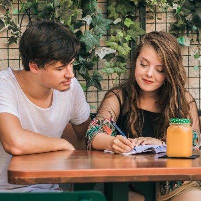 Agnès et Henry sont désormais Digital Nomades - 26 08 2021 - StereoChic Radio cover