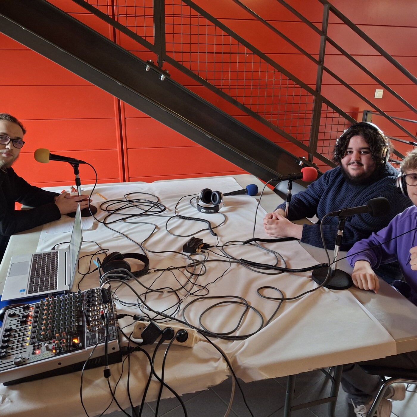 Radio Deuxième Chance (R2C)