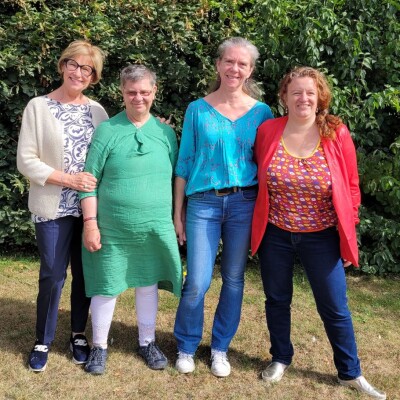 Handicap, autonomie et amitié: le parrainage avec l'asbl Ricochet cover