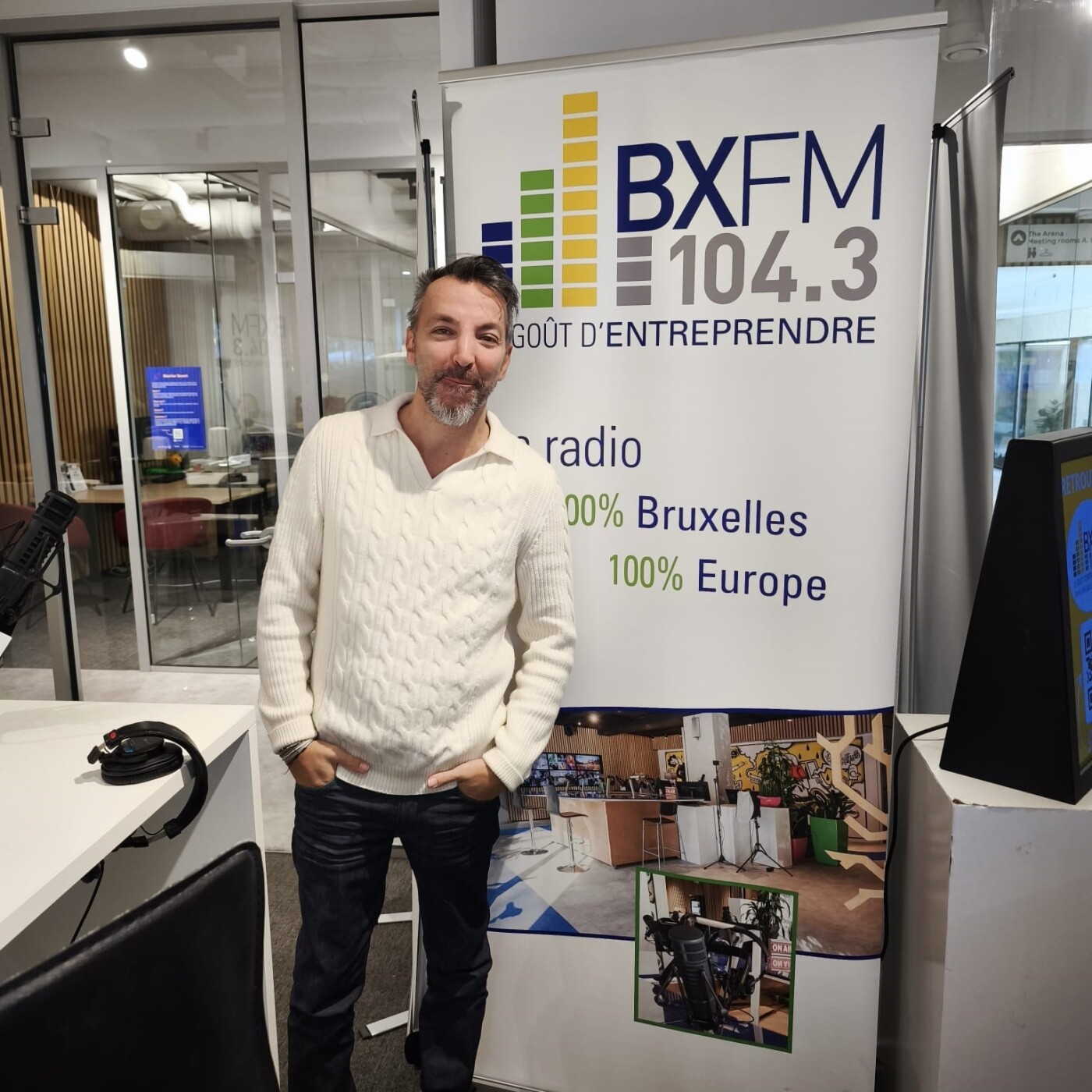BXFM 104.3 || 100% Bruxelles || 100% Europe