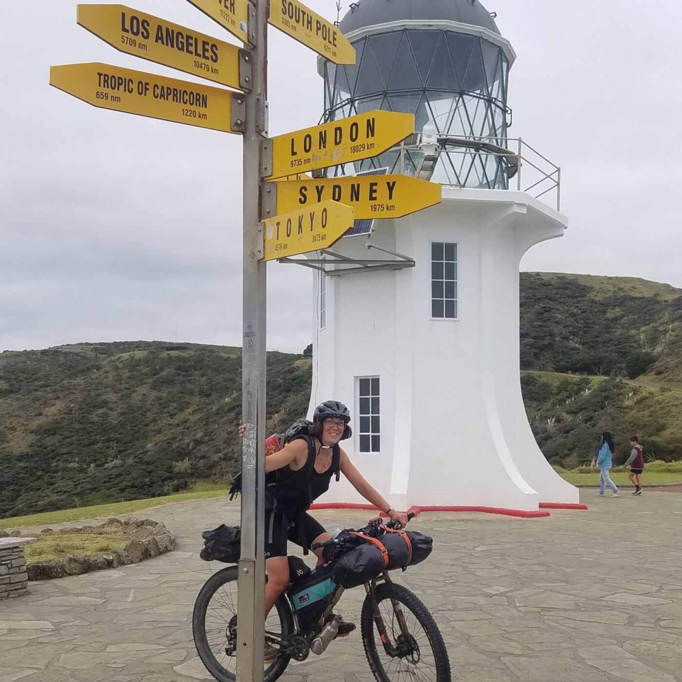 *NZ*- La NZ à vélo – Bateau postal dans les Marlborough Sounds – Traversée en ferry - Vignobles à Blenheim [#19] episode artwork