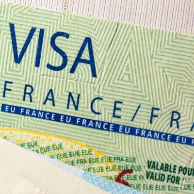Pourquoi les visas pour la France est une arme fatale avec de graves conséquences sur les Algériens cover