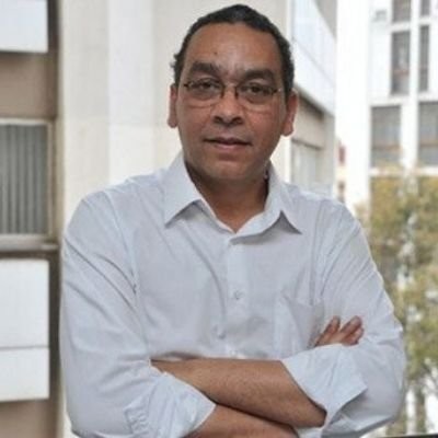 Il est temps d’avoir un gouvernement fort ! cover