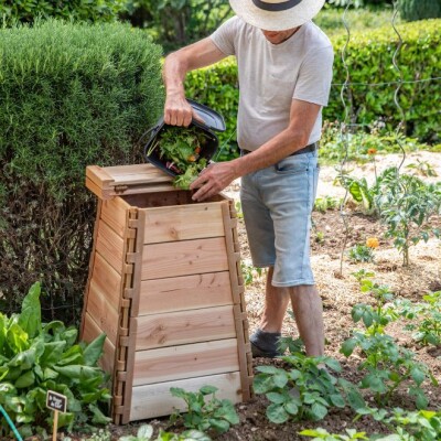 Déchets verts : transformez-les en or pour votre jardin ! cover