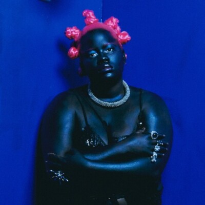 UZI FREYJA | TOUR BUS / RADIO NEO cover