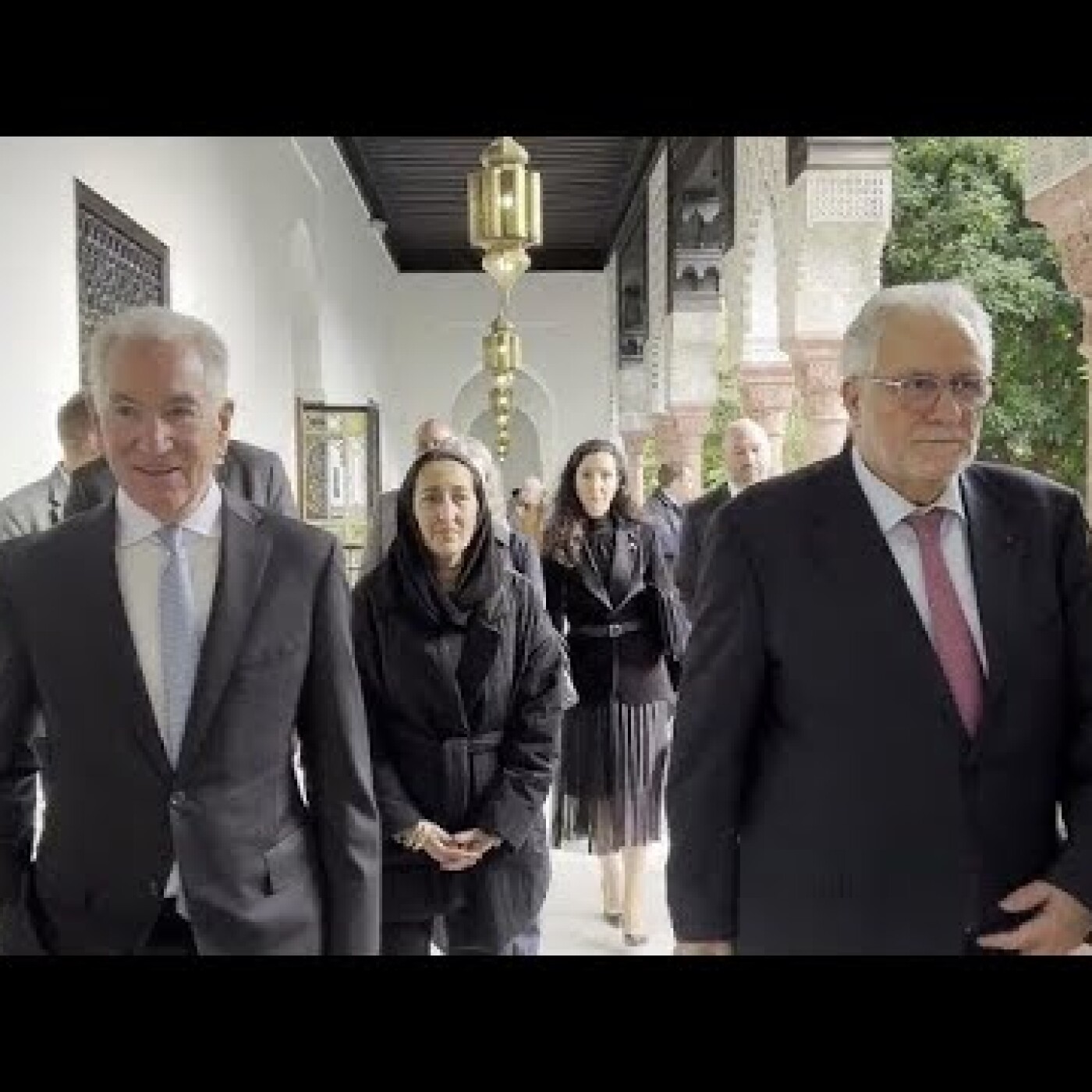 Rapprochement de l’Algérie avec le beau-père de Trump : l’insupportable hypocrisie de Mister Makri episode artwork