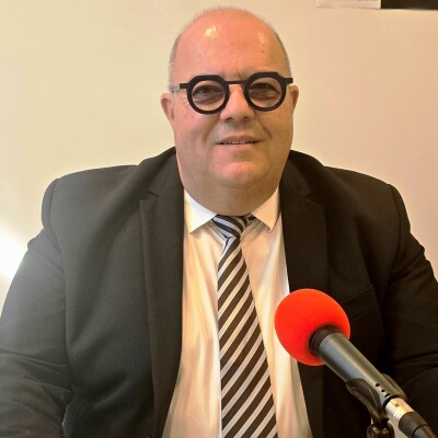 Rencontre avec...Gérard Bentéjac, Premier Grand Maître Adjoint de La Grande Loge de France cover