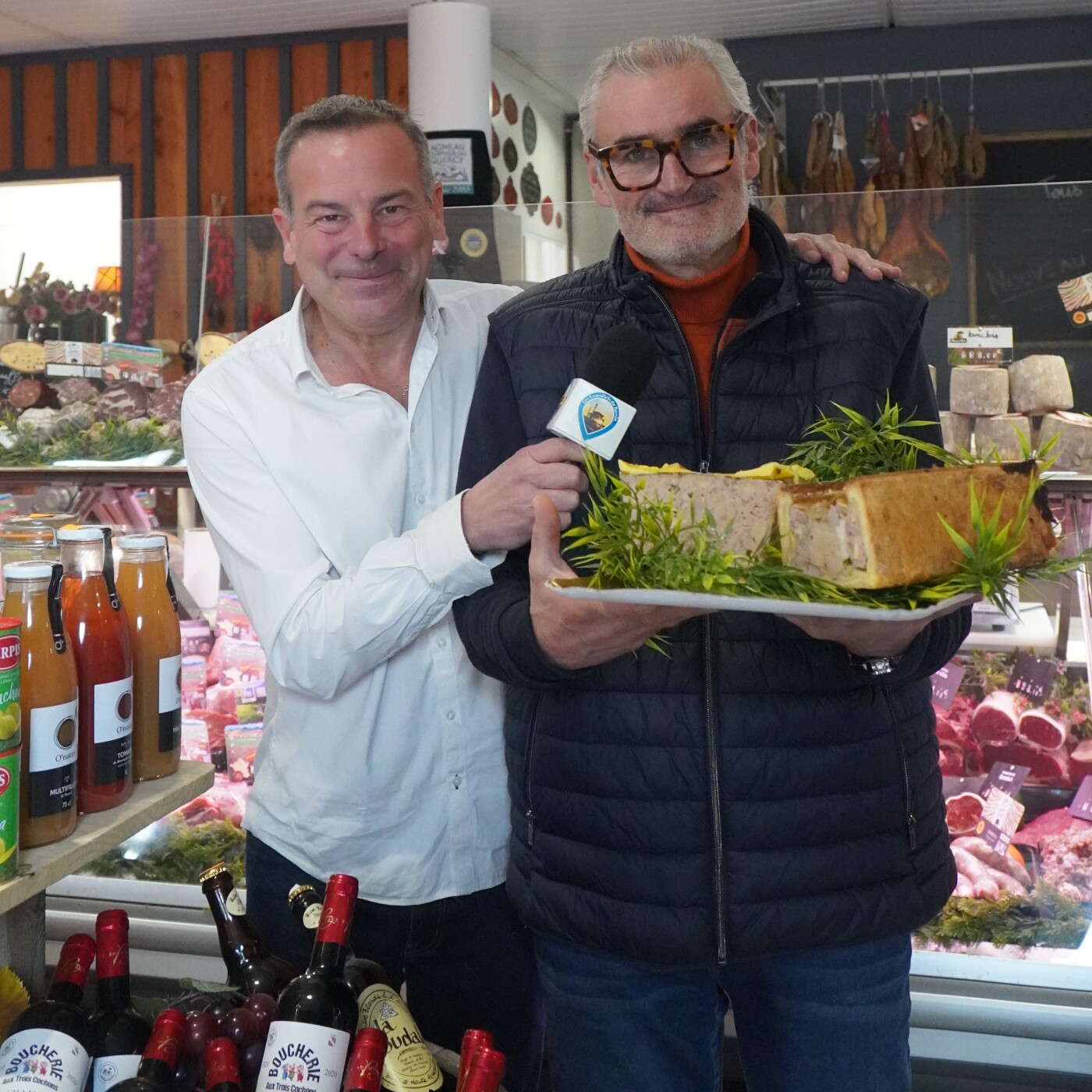Depuis la Boucherie Aux 3 Cochons à Gujan-Mestras, Manu nous propose un menu avec des produits locaux et de qualité pour la Saint-Valentin episode artwork