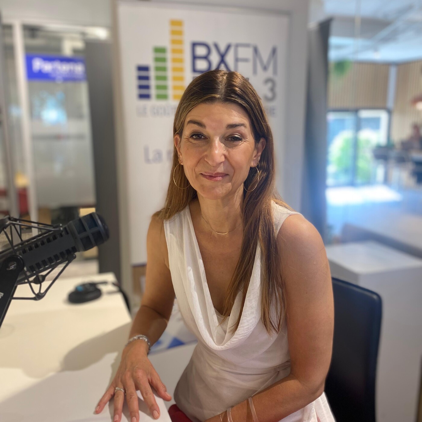 BXFM 104.3 || 100% Bruxelles || 100% Europe