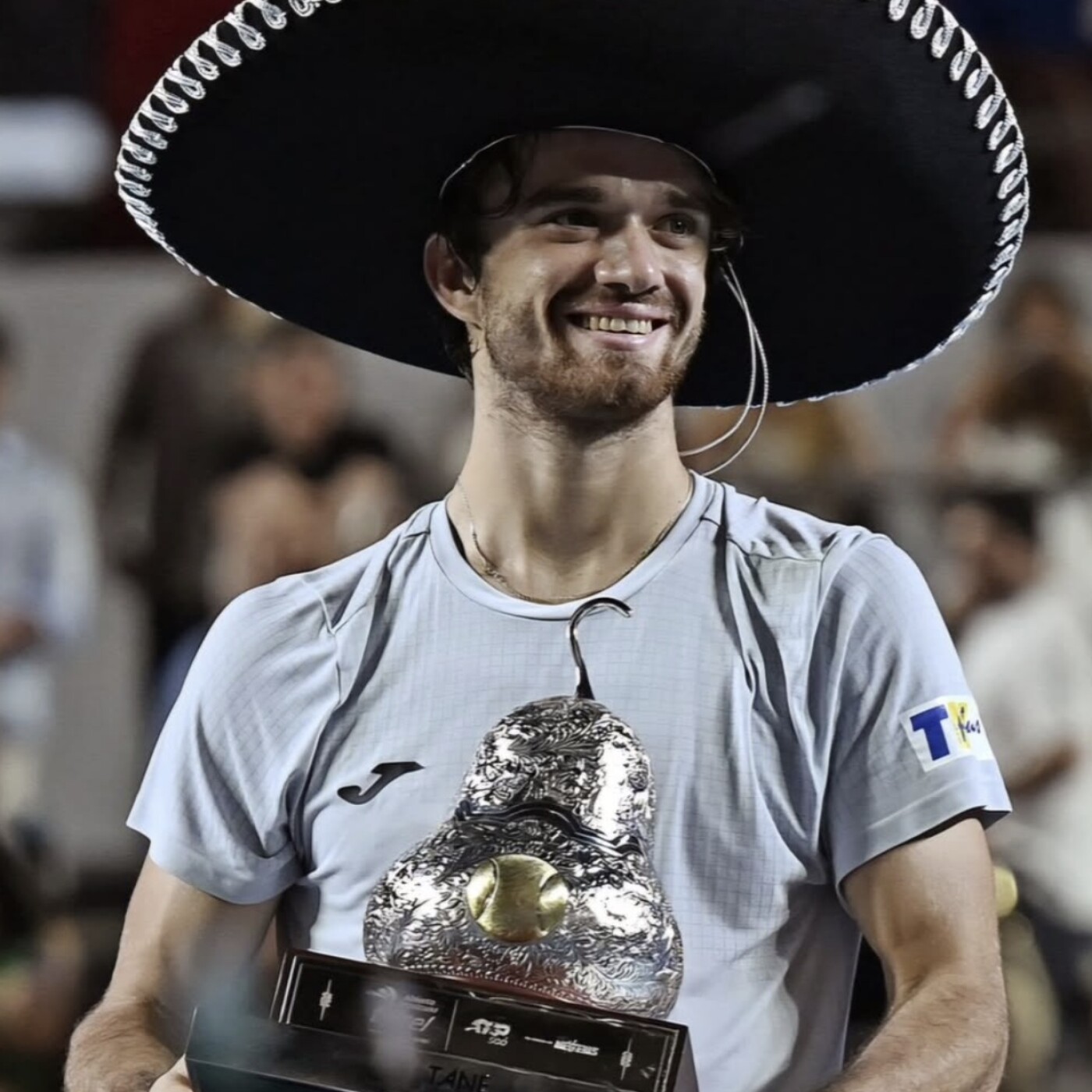 Tsitsipas et Djere, la résurrection, une première pour Machac, les Américaines à l'honneur