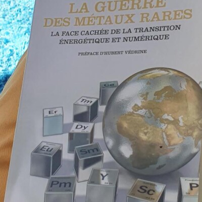 La guerre des métaux rares cover