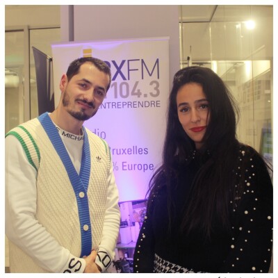 Podcast Sara - Un Corps sain dans un Corset -  Manzul Tavrus cover