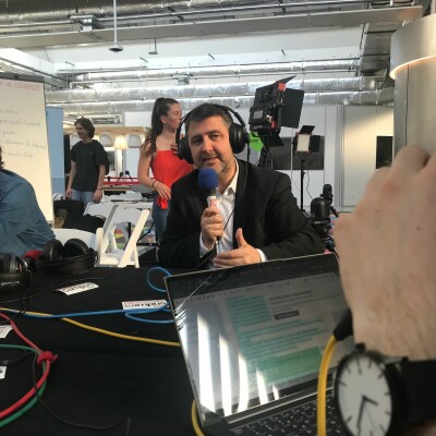 Le traitement de la politique, entre France Télévisions et médias locaux avec Laurent Guimier cover