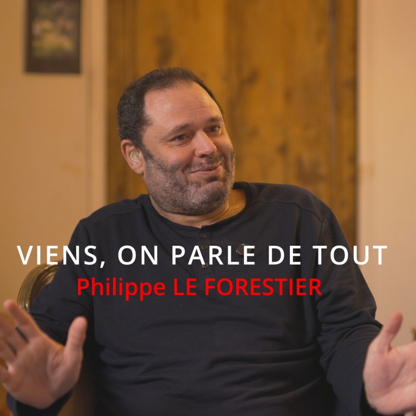 PHILIPPE LE FORESTIER : régisseur général de cinéma, fils de Maxime et il lit sur les lèvres episode artwork